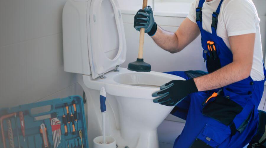 Professional emergency plumbing in North Hills, CA